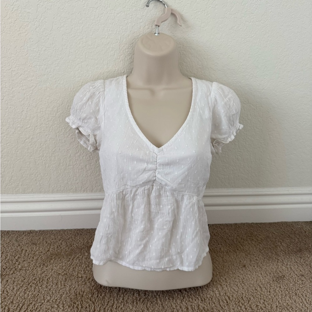 Hollister White Eyelet Puff Sleeve Crop Top - Coquette- size XS